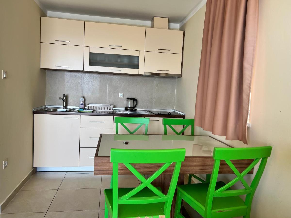 Villa Gradina Baska Voda Bagian luar foto