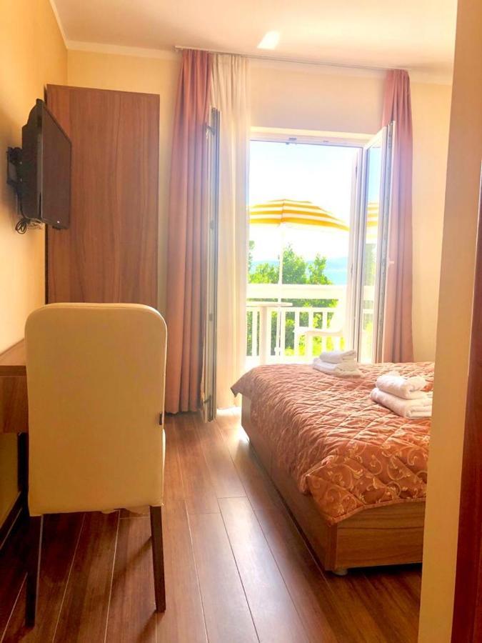 Villa Gradina Baska Voda Bagian luar foto